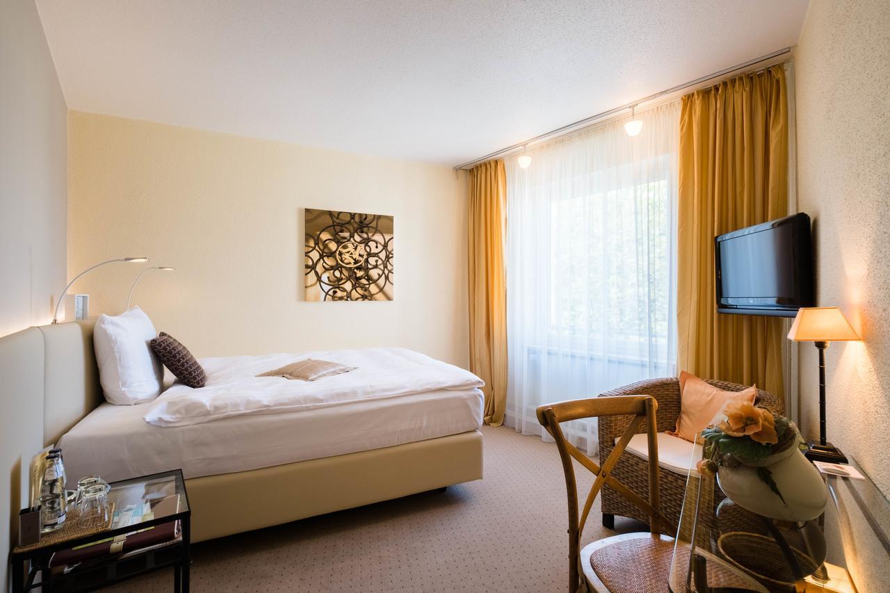 Hotel Zur Muehle 파더본 외부 사진