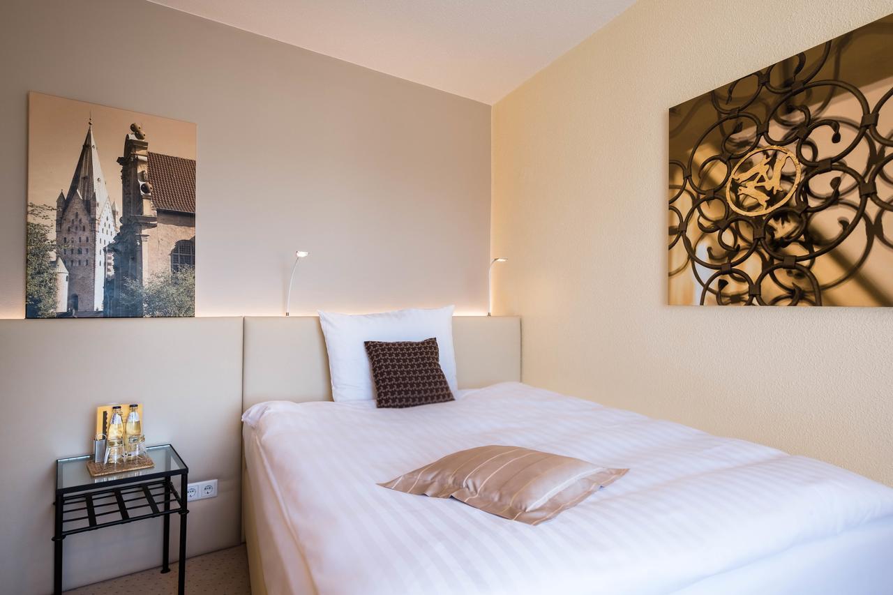 Hotel Zur Muehle 파더본 외부 사진